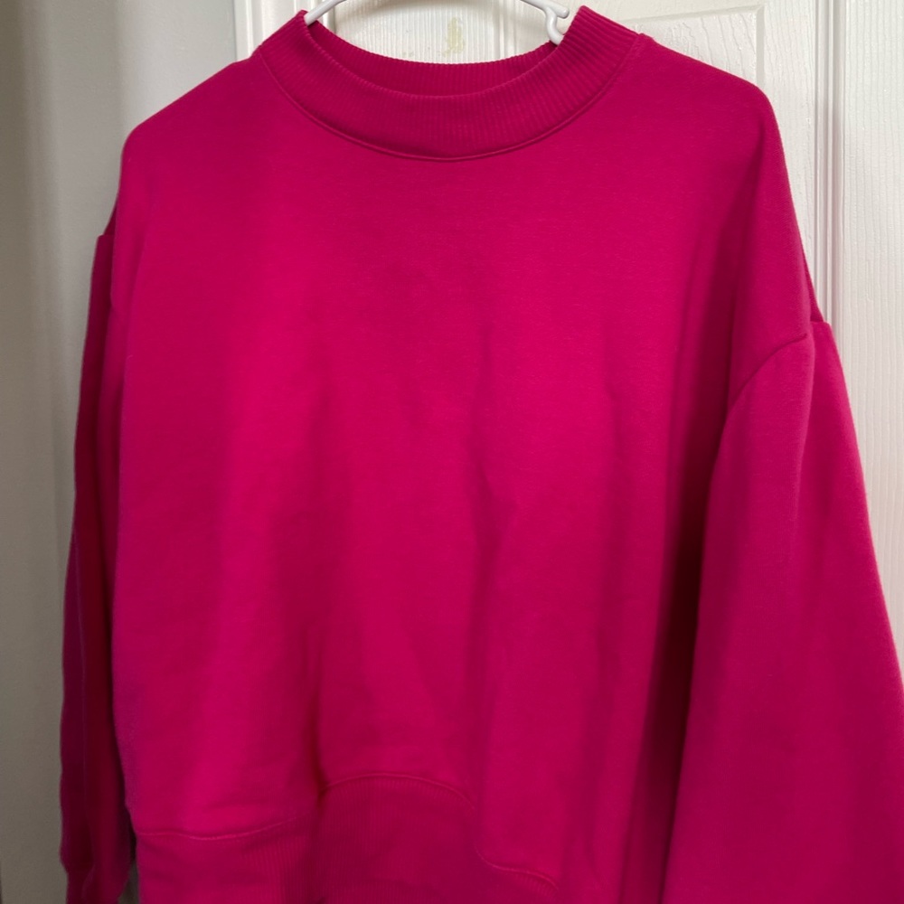 Crewneck